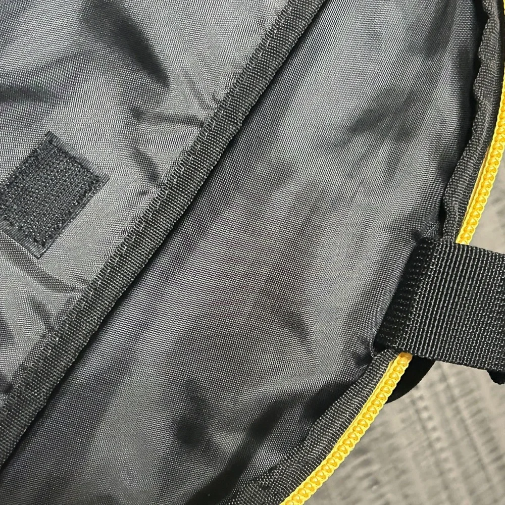 Vtg. Pre-KAVU Black, White, and Yellow Hiking Backpack - Picture 9 of 14